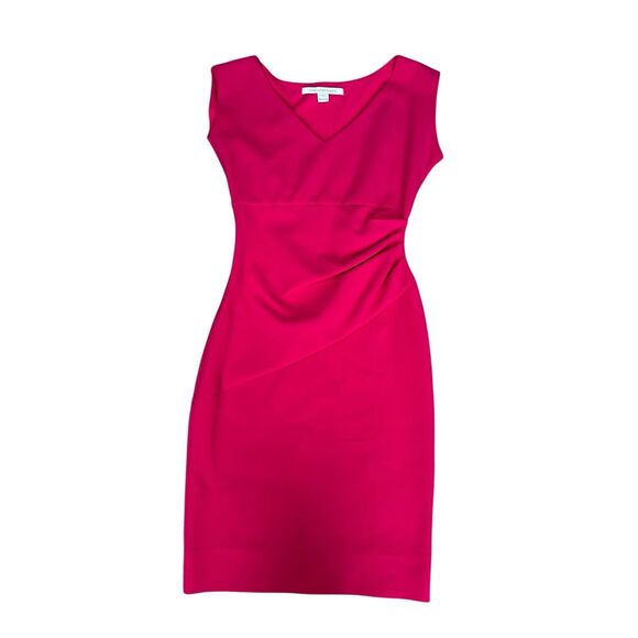 Diane von Furstenberg Bevin Sleeveless V-Neck Sheath Dress Pink Ruched Size 2 - Picture 2 of 11